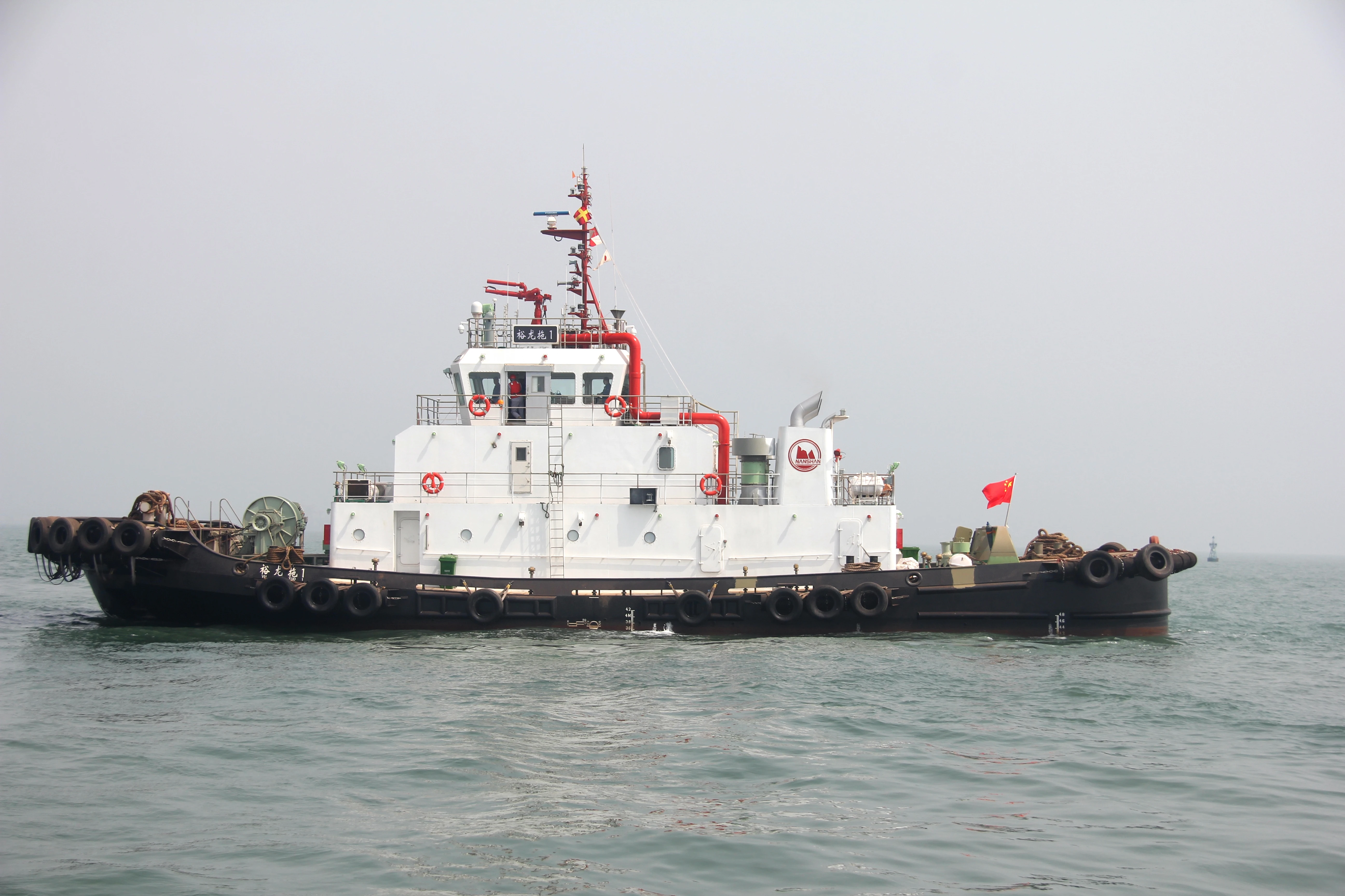 Ship crane remote monitoring for deck safety