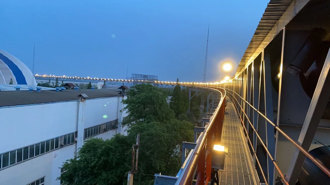 Weather-proofed performance: technical solutions and safety