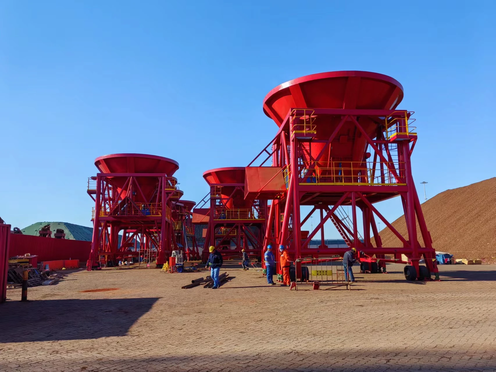 Ship loader automation: keep flow stable at peaks