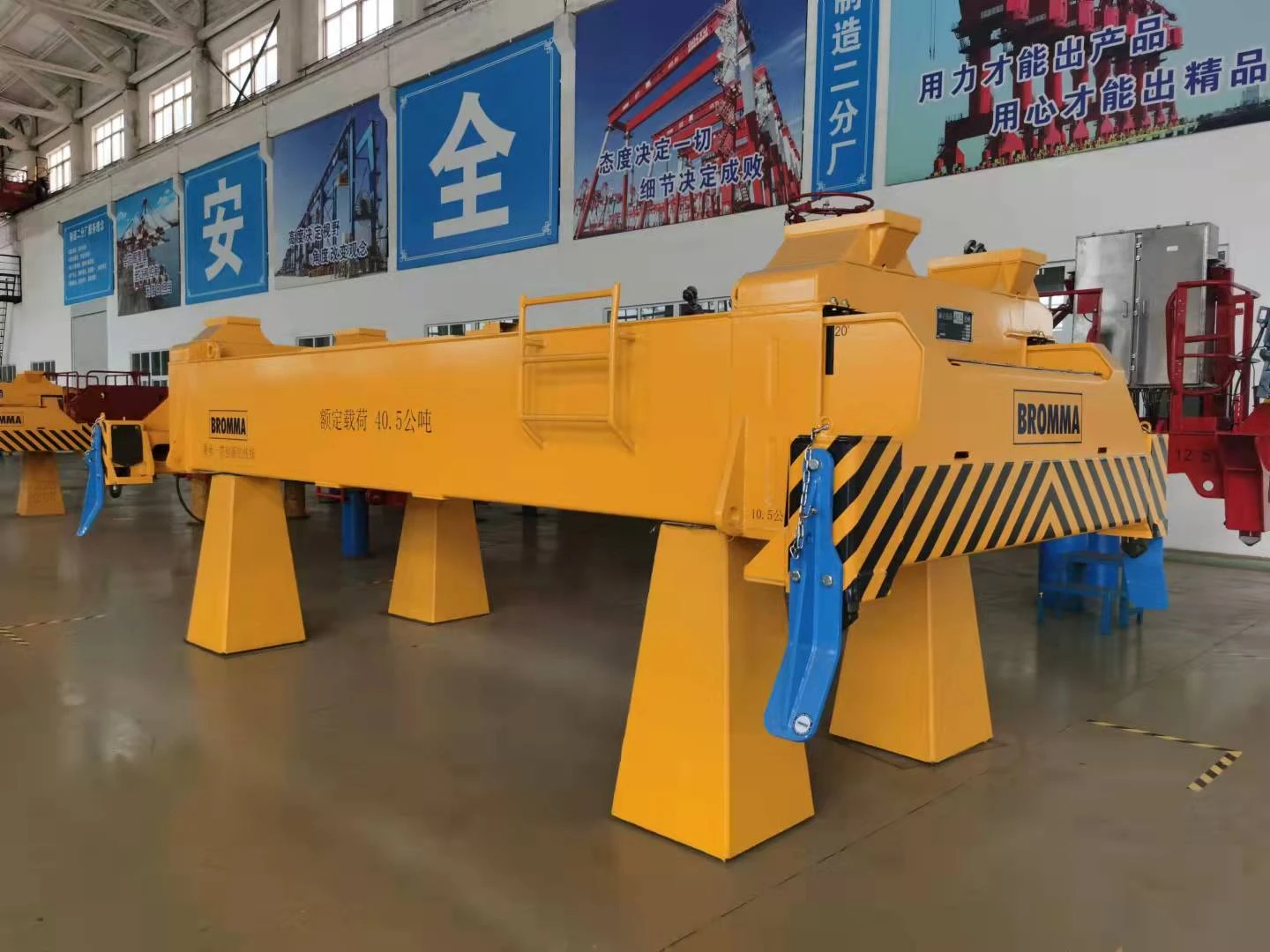 Portal crane rain-proofing: stop sensor faults