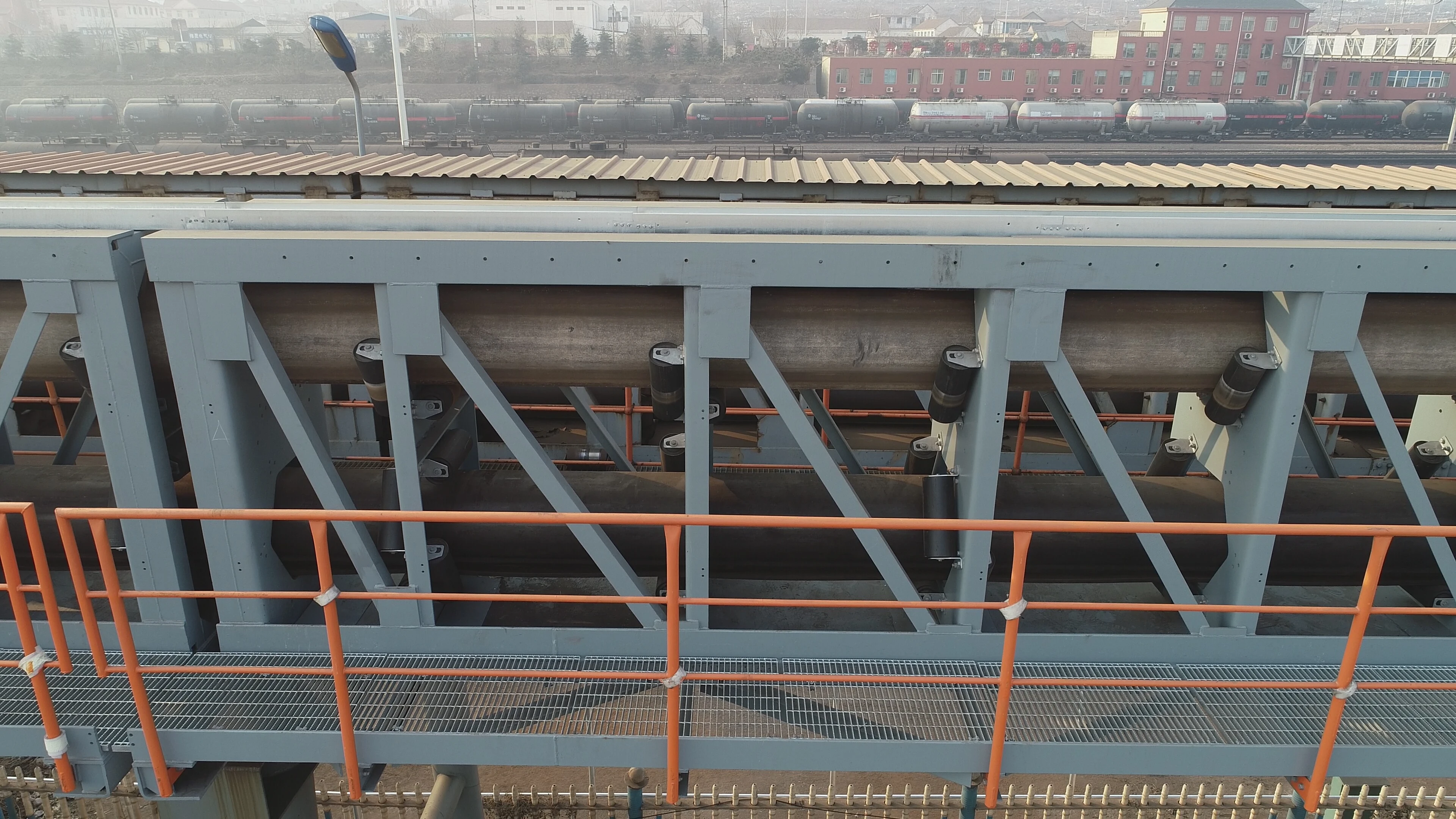 Tire management for container handling equipment