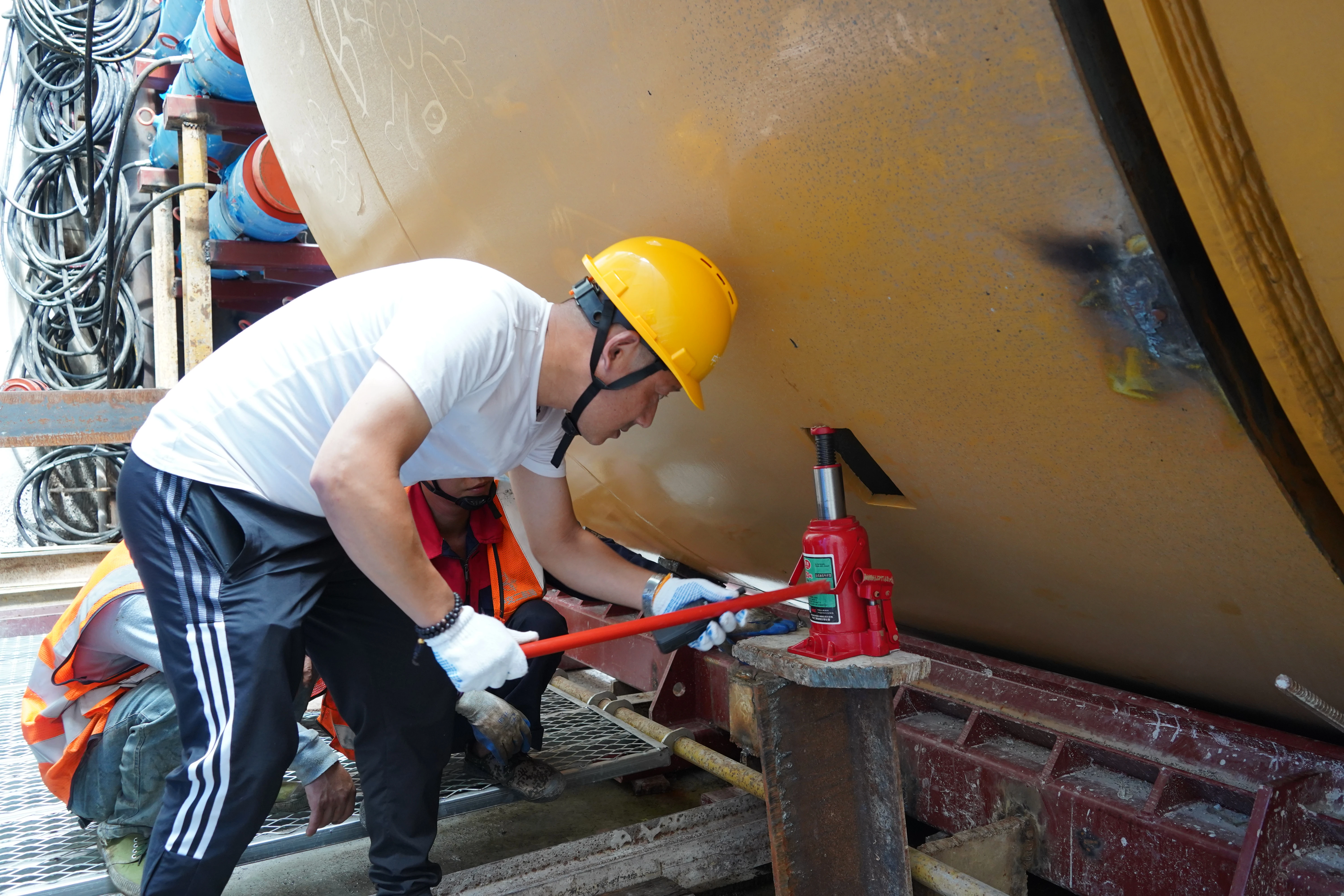 polymer breakdown risks in micro tunneling