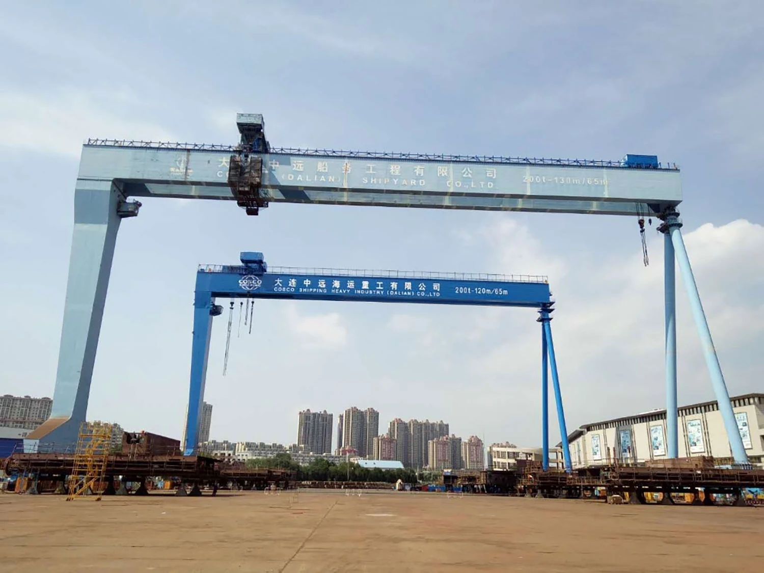Cargo crane: path planning reduces swing events