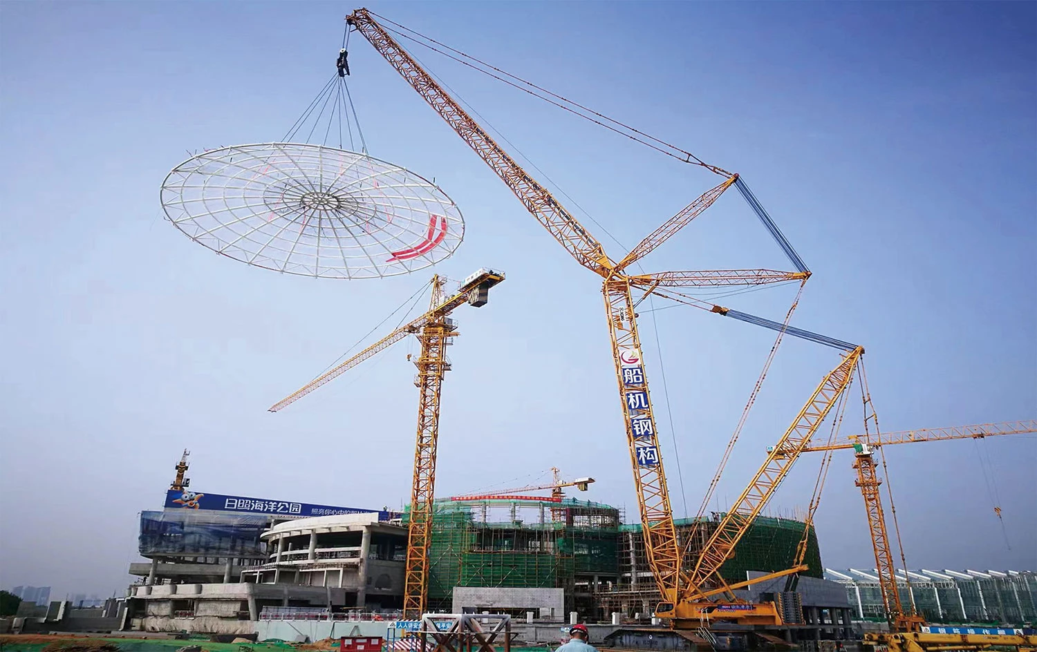 Building a container gantry crane: hoist speed KPI template