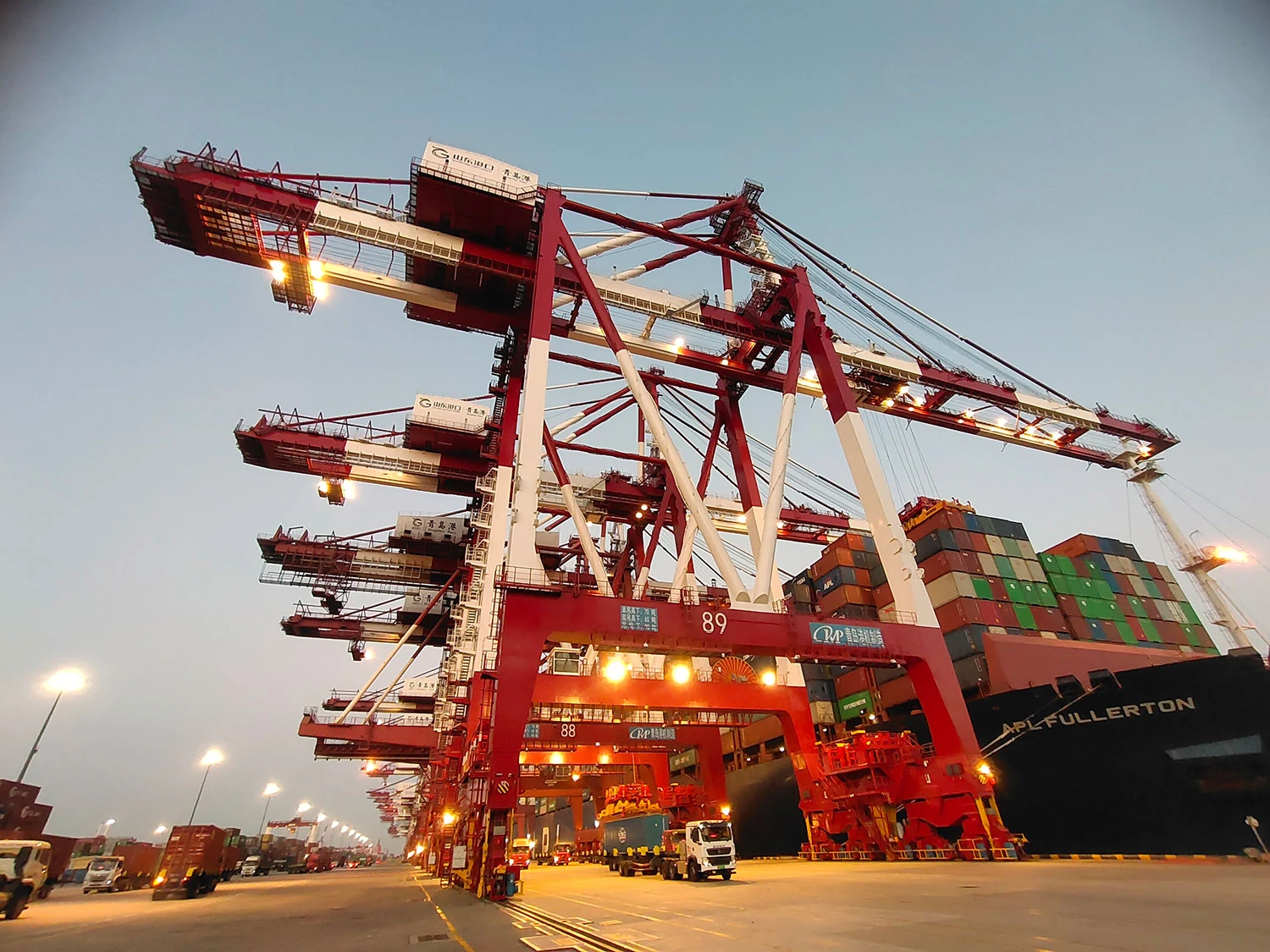 Impact of mistakes on cargo crane performance