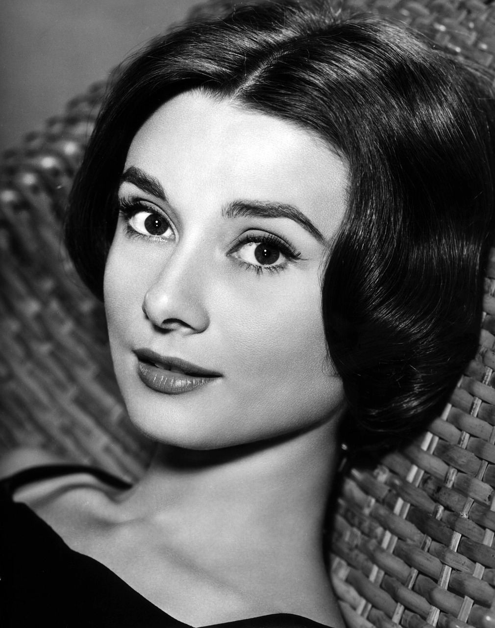 Audrey Hepburn: Timeless Elegance in Simplicity
