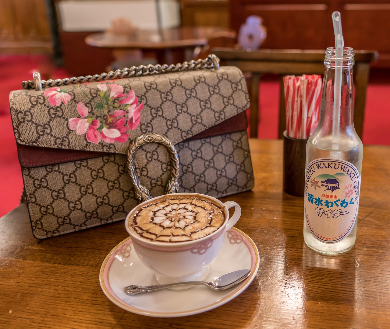 Gucci’s Iconic Handbags of the 20th Century