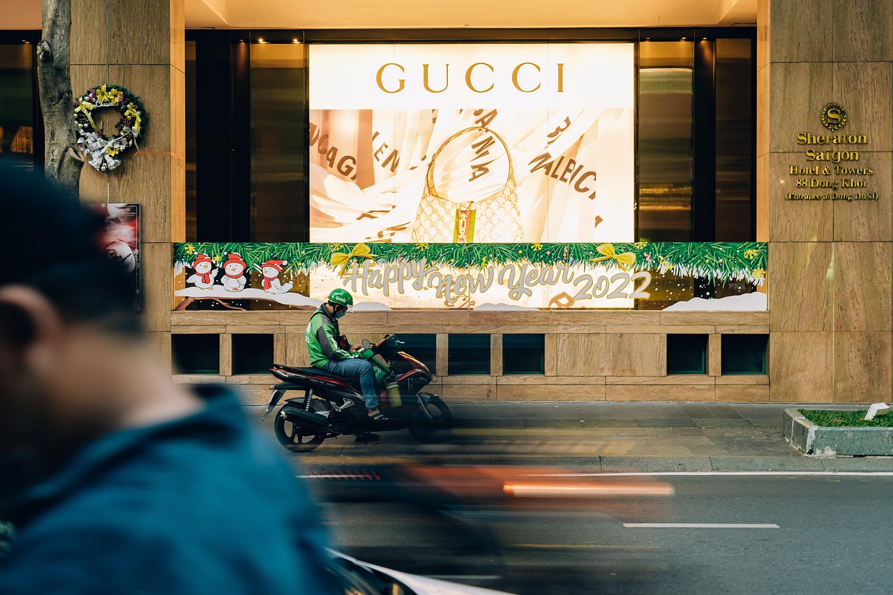 Gucci Handbags in Today’s Fashion Landscape