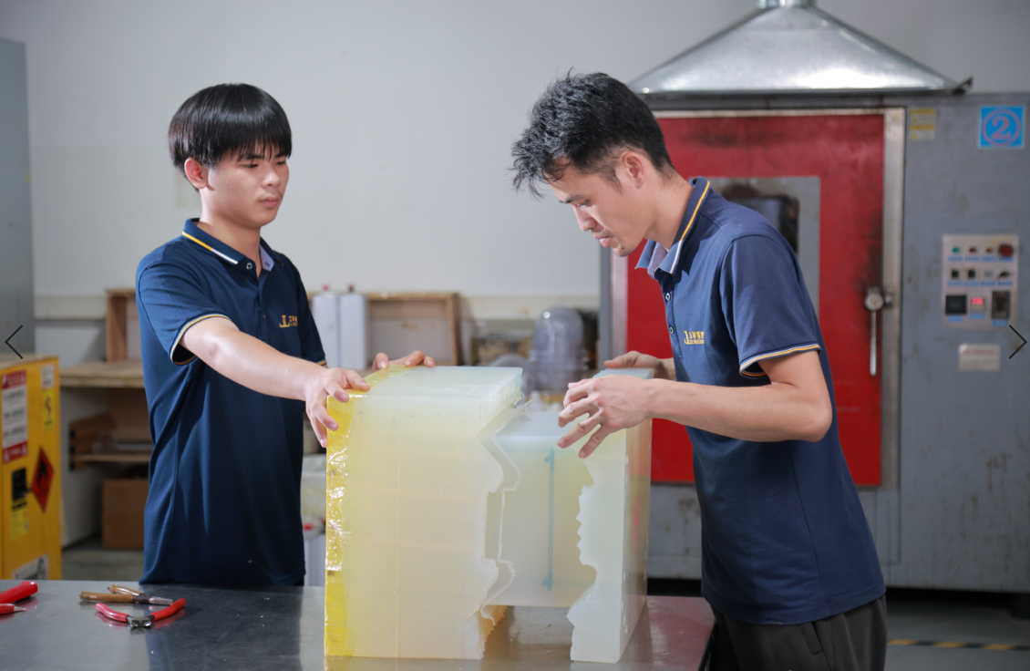 硅胶翻模工厂小批量塑胶件