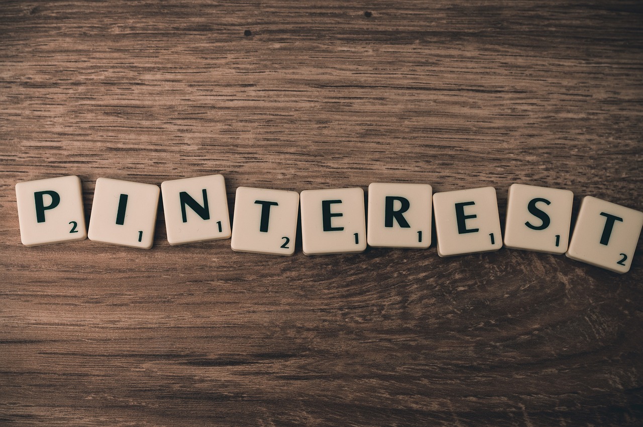 Maximize Blog Traffic: Pinterest Marketing Strategy 2024