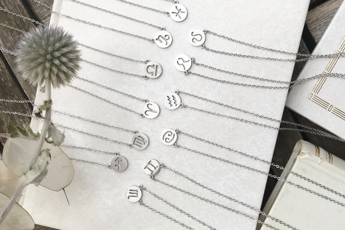 Choisir son collier astro collier zodiaque
