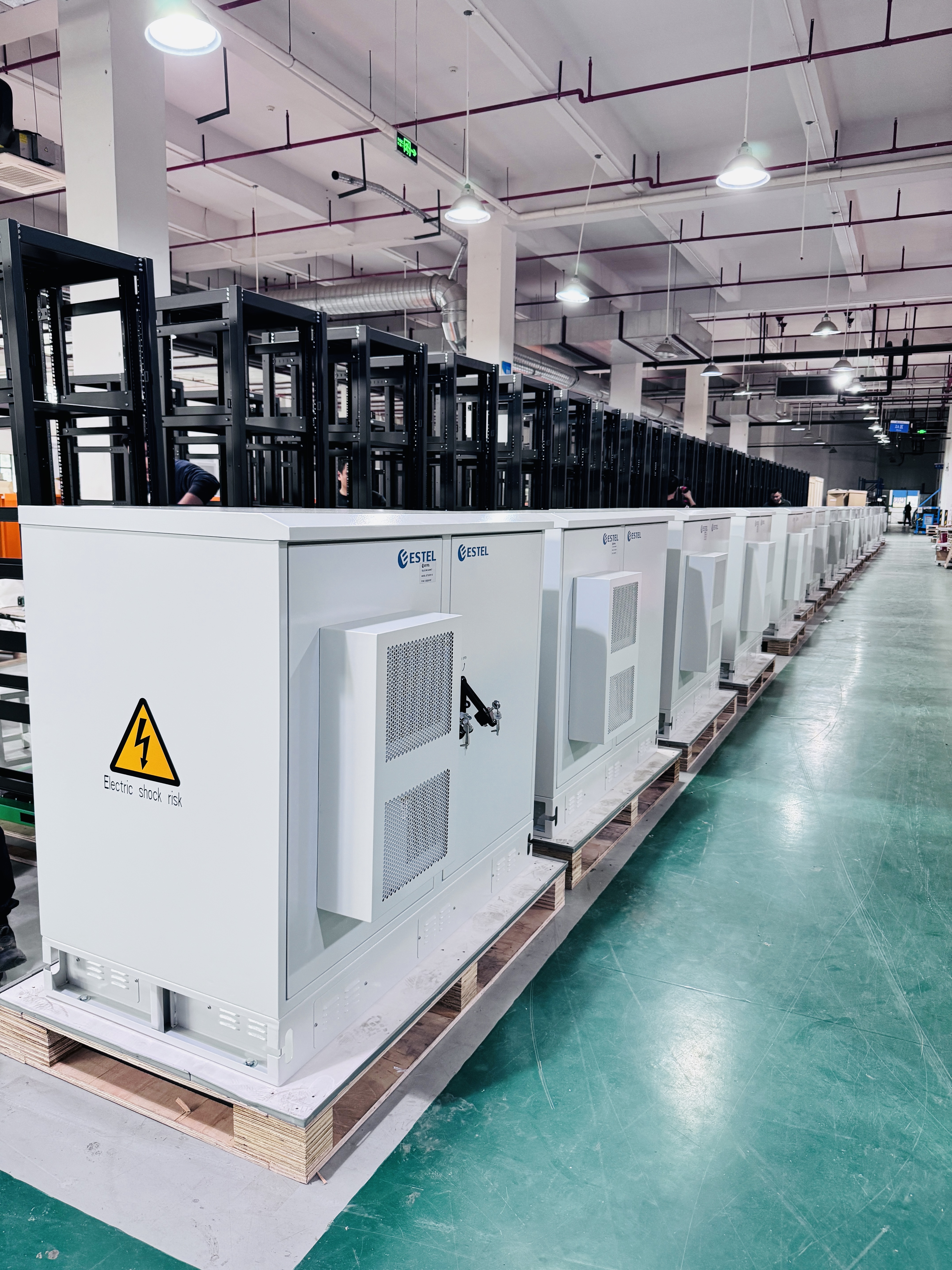 How to Ensure Optimal Monitoring for Outdoor Telecom Cabinets