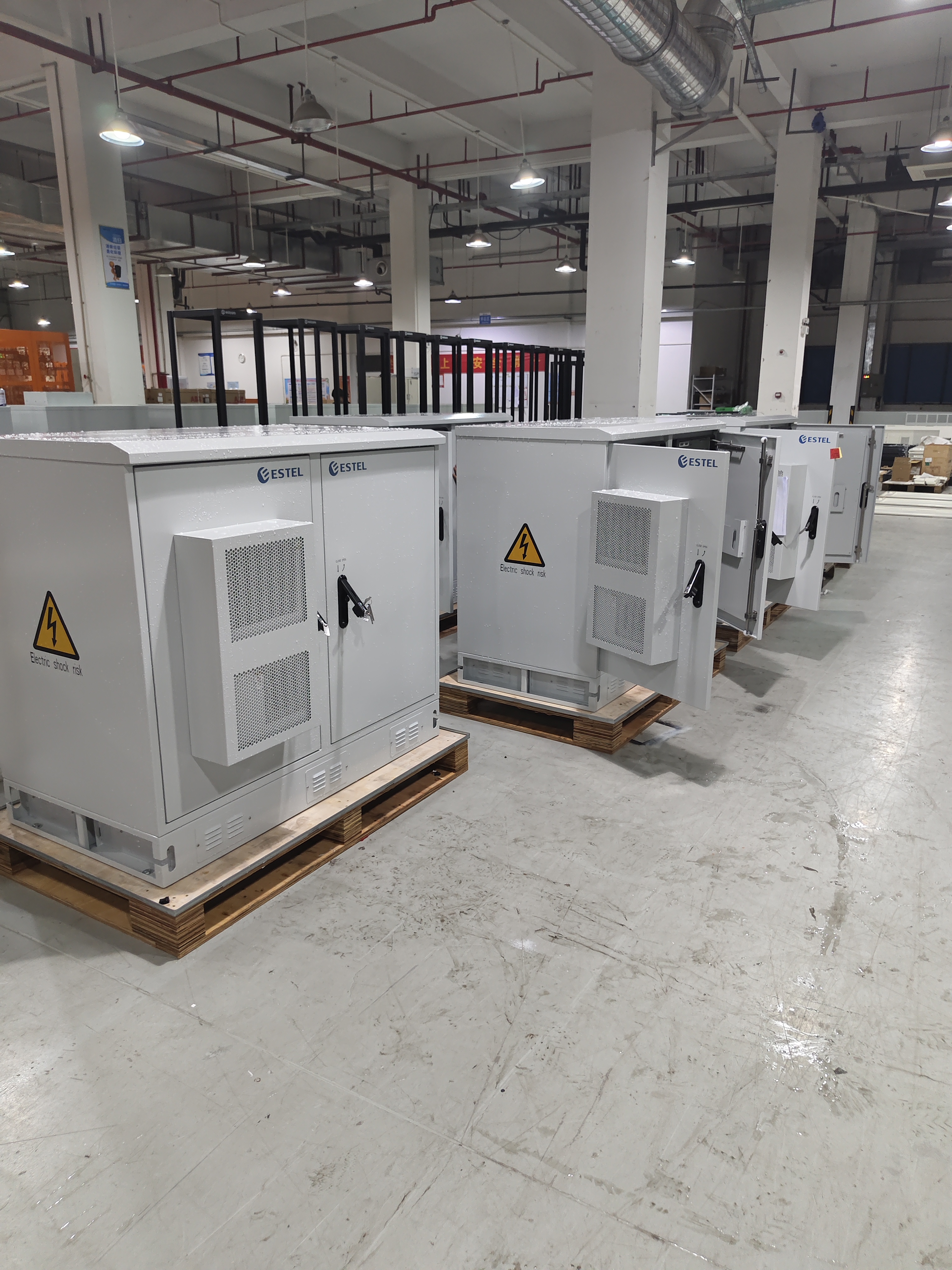 Top Materials for Outdoor Telecom Cabinets in 2025