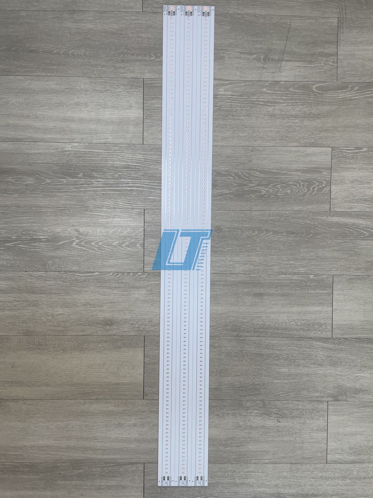 Ultra-long-sized Multi-layer Circuit Board Design