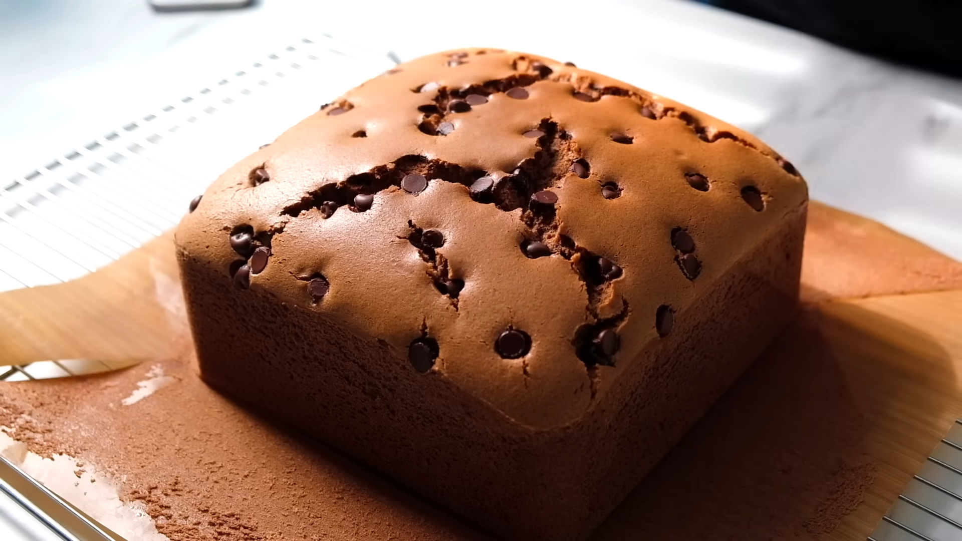 How To Make The Best Taiwanese Chocolate Castella Cake