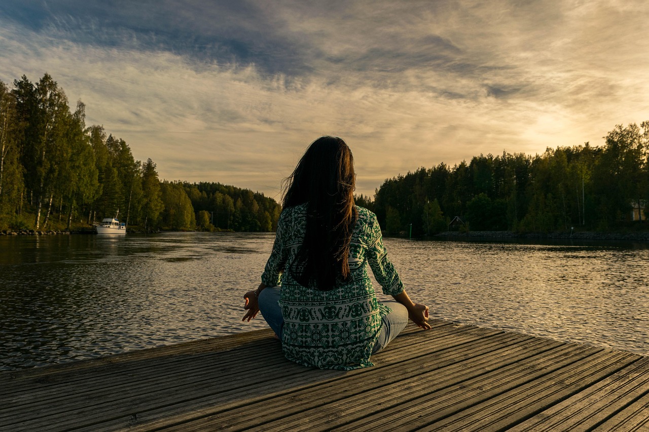 How Mindfulness Can Lower Stress and Cancer Risk