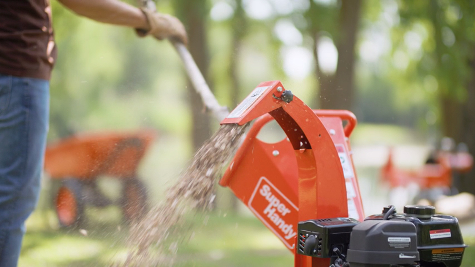 How a Wood Chipper Works