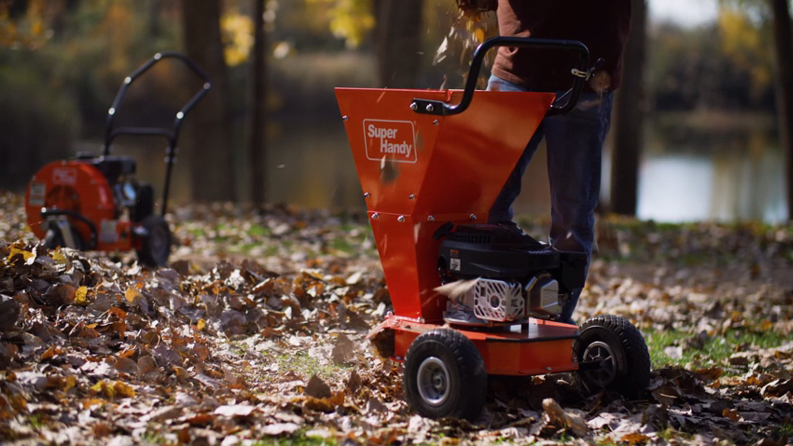 How Gas Leaf Mulchers Work