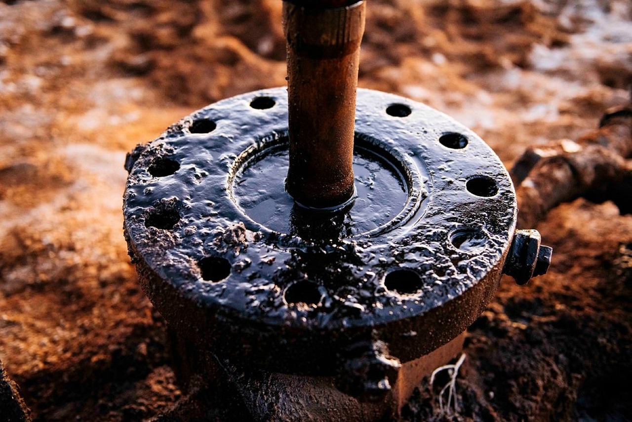 How Sodium Humate Improves Petroleum Drilling Fluids