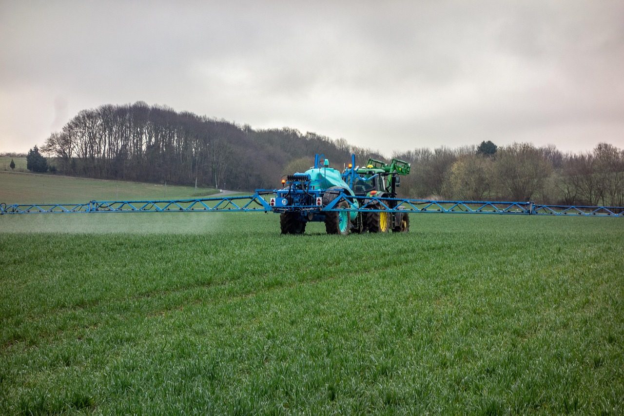 How to Use Water Soluble Fertilizers