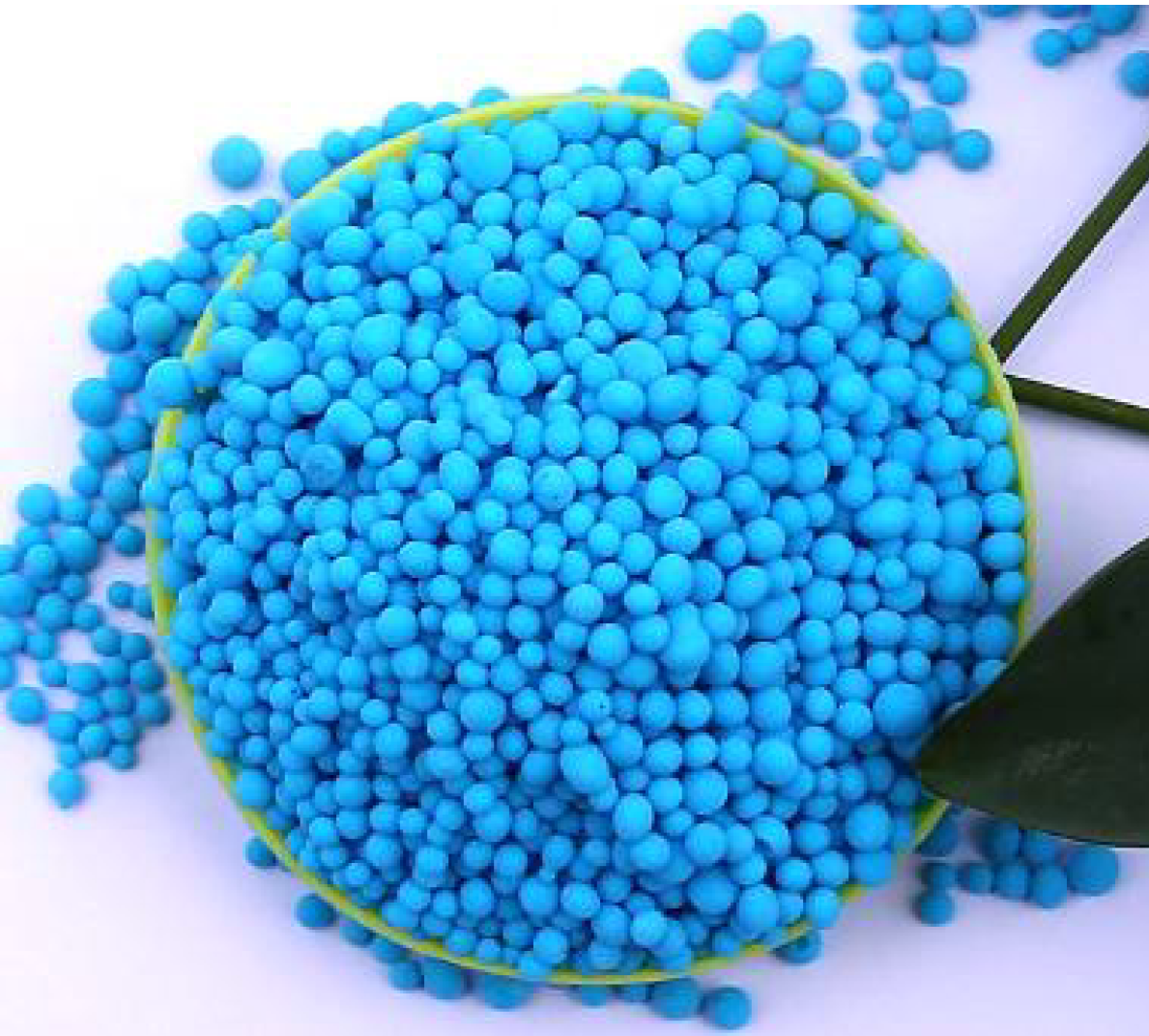 Humic acid fertilizer vs NPK fertilizer