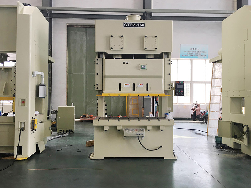 Double Crank C-Frame Press डबल क्रैंक सी-फ्रेम प्रेस