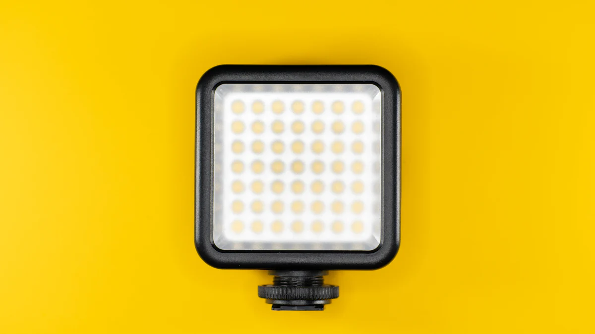 Pandhuan Utama kanggo Lampu Kerja Sementara LED kanthi Anggaran