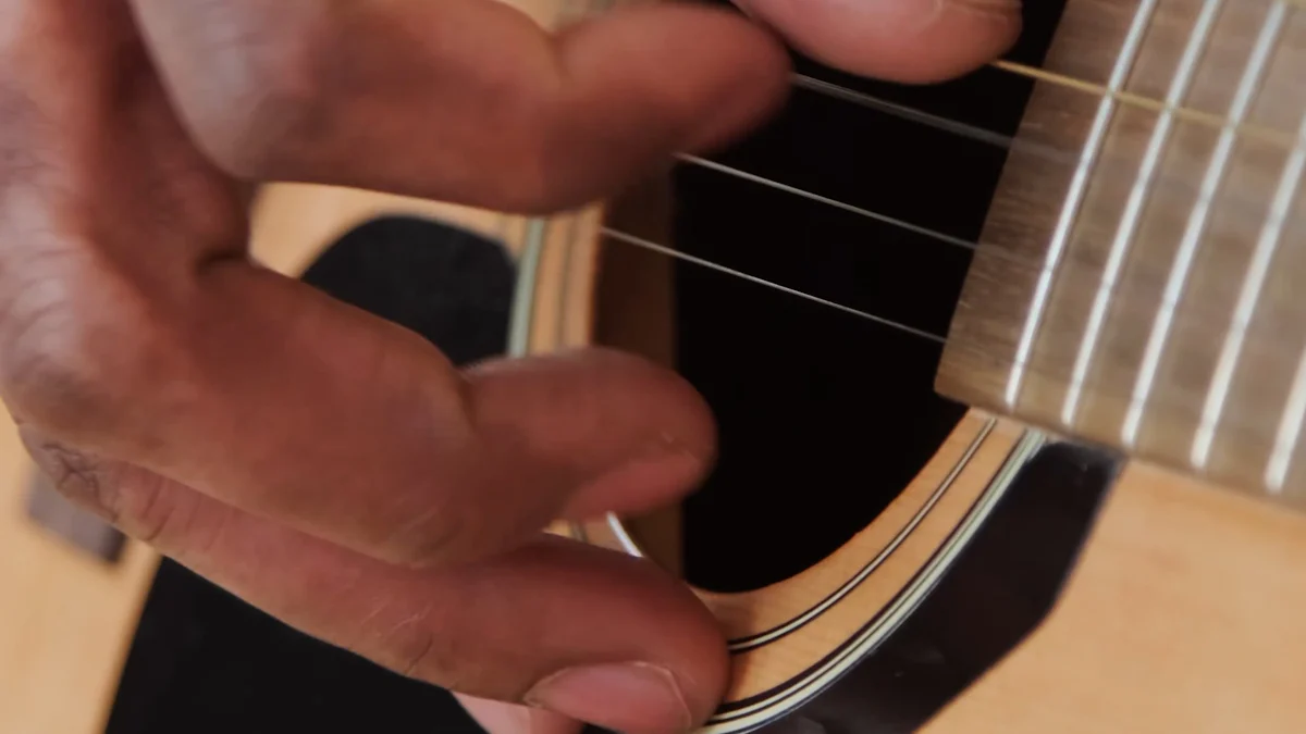 Top 10 Tips for Mastering Acoustic Guitar Techniques