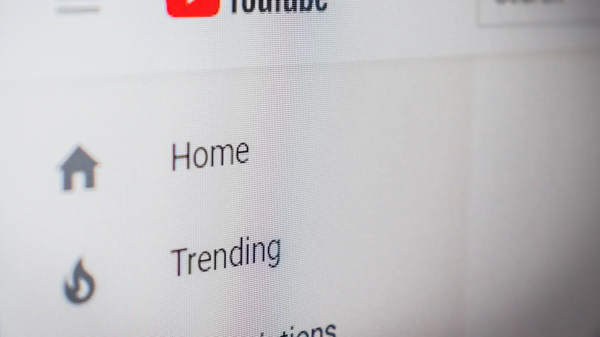 Vimeoの読み方とYouTubeの違いを徹底解説