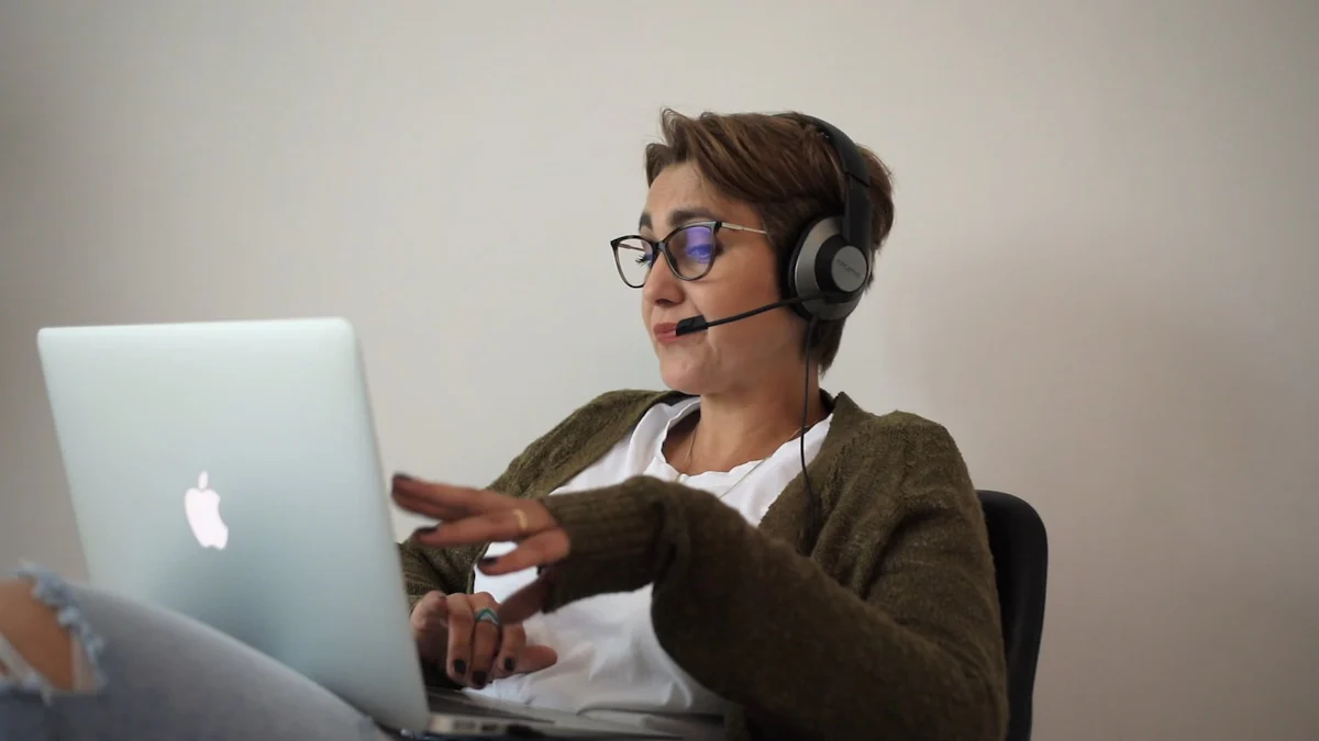 Tips for Choosing the Best Noise-Cancelling Headset for Remote Work