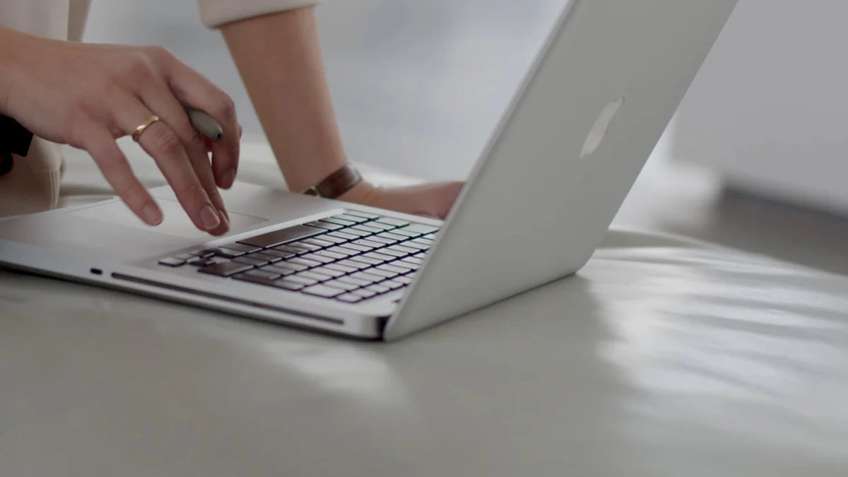 Exploring Linnk AI's Functionalities