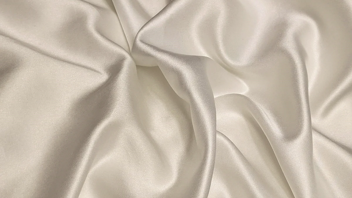 Unikke egenskaber af silke