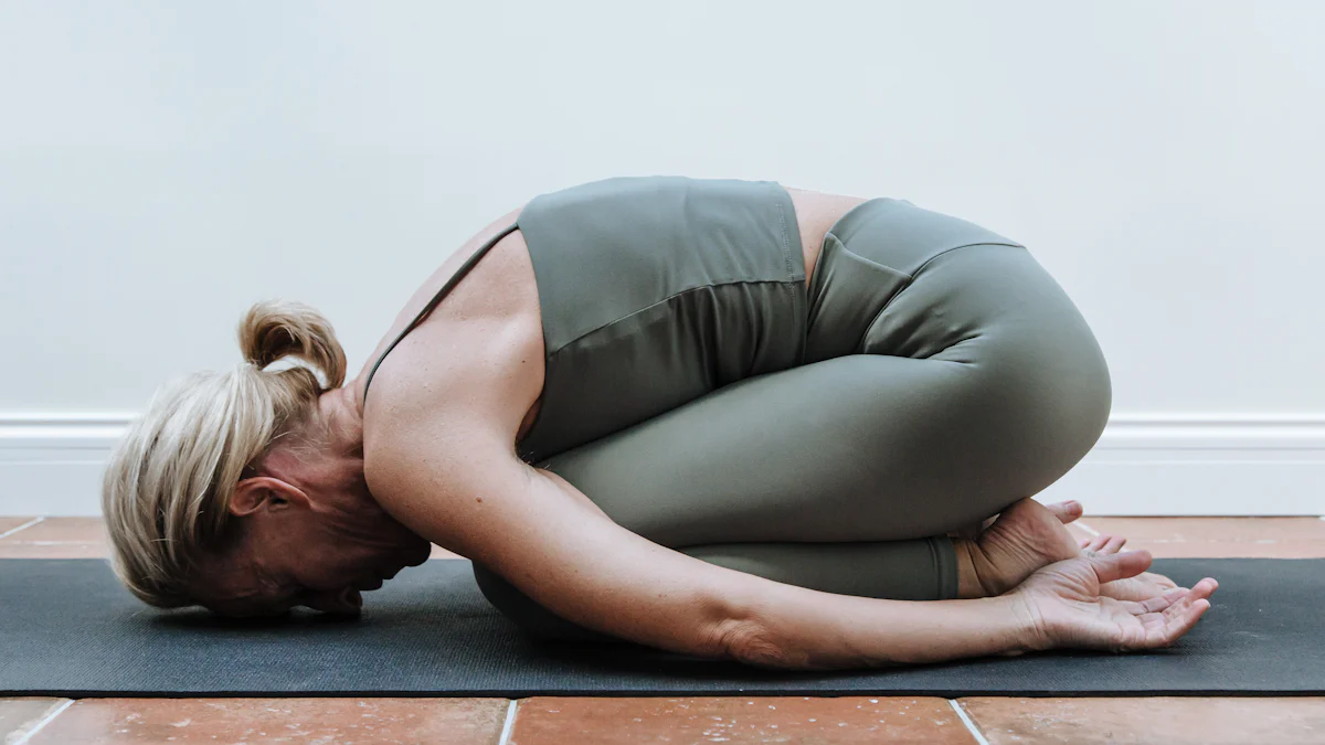 Yoga para Dores de Cabeça Tensionais: Postura da Criança (Balasana)