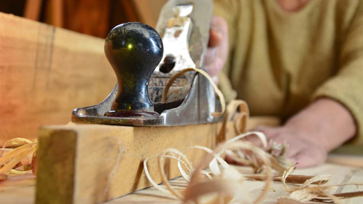 Essential Cutting Hand Tools: Planes