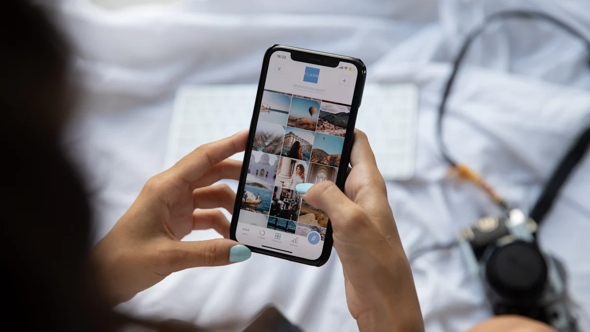 Influenceurs sous le feu des critiques pour leurs pratiques trompeuses