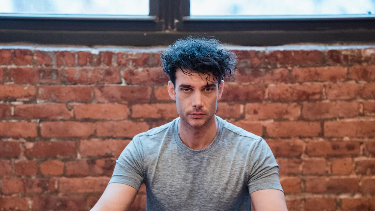 Польза йоги для мужчин: укрепление здоровья и духа