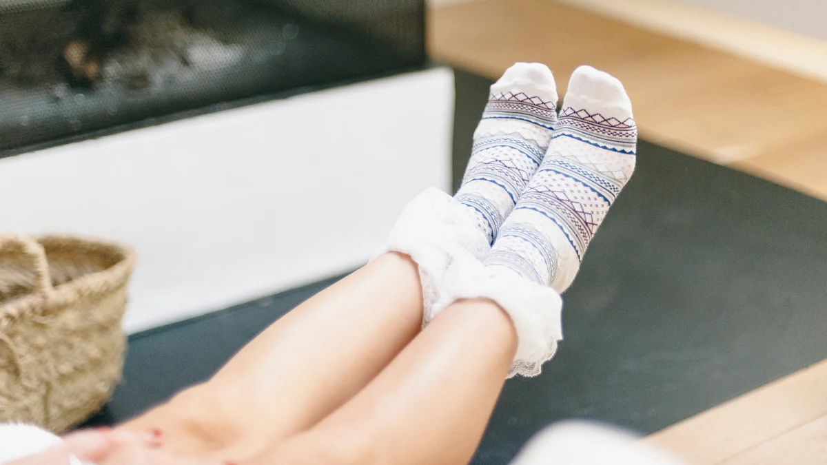 Which Children's Penguin Socks Are Best for Winter?