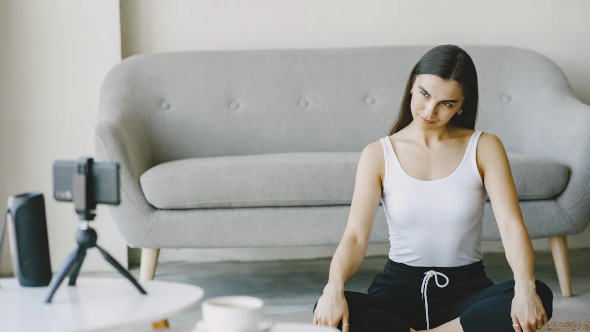 Presença Online de Rose Monroe