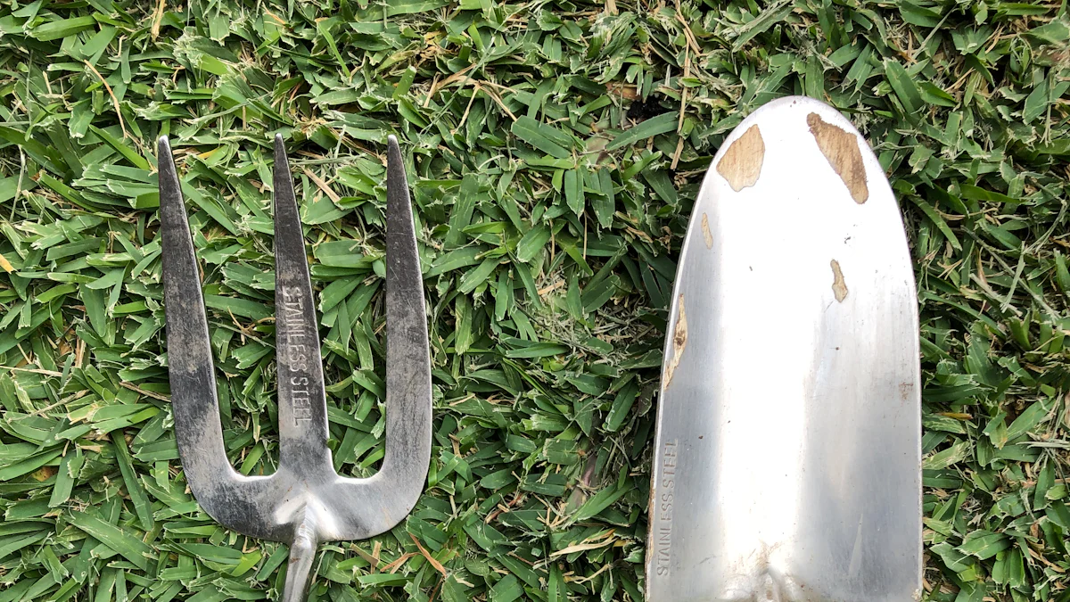 Top 10 Essential Hand Garden Tools on Amazon