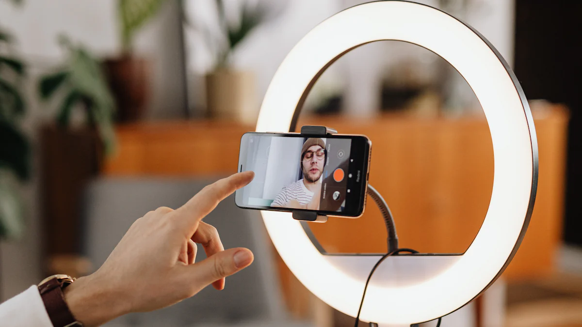 スマホで無料ホームページを作成するメリット