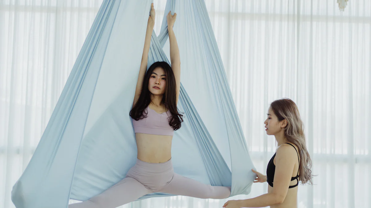 Wat is Aerial Yoga?