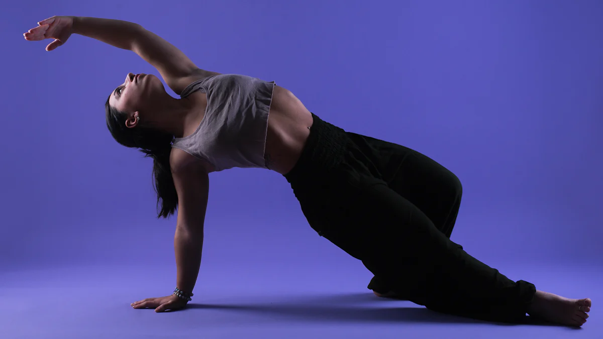 Esercizi pratici con immagini di yoga