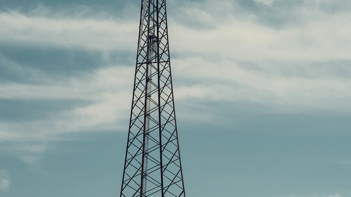Key Features of the REF5025AIDR