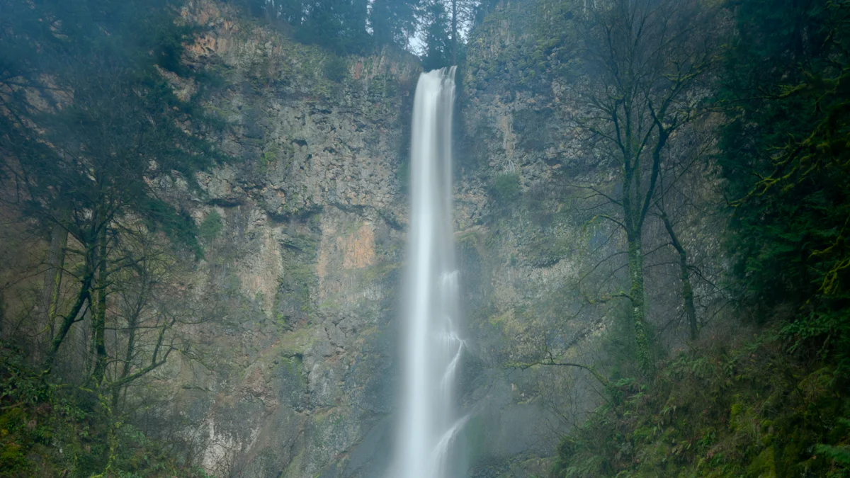 10. Lake Serene/Bridal Veil Falls