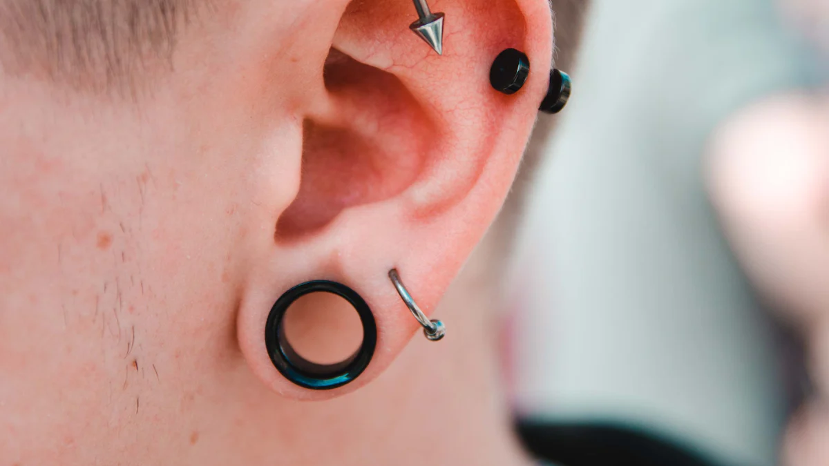 Comprehensive Guide to Earrings Piercing Styles