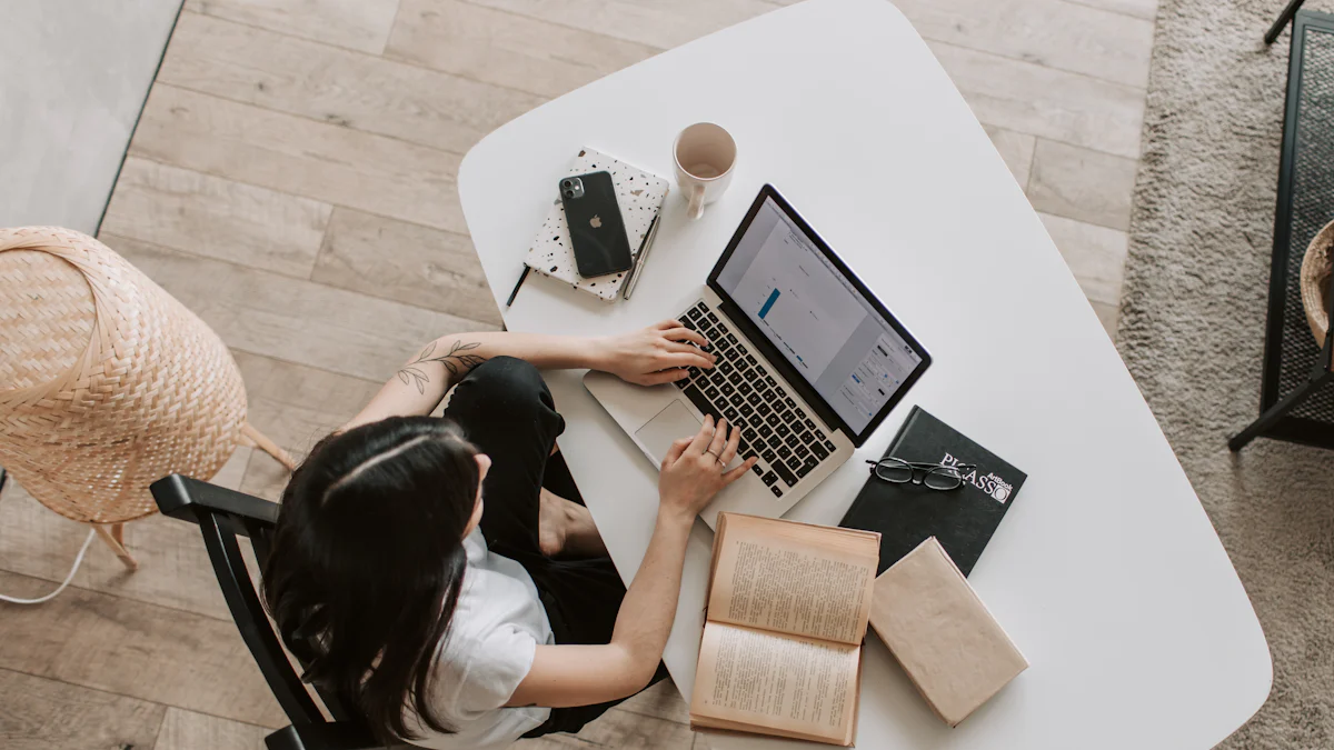 What Makes the Semrush Google Docs Plugin Essential for Writers