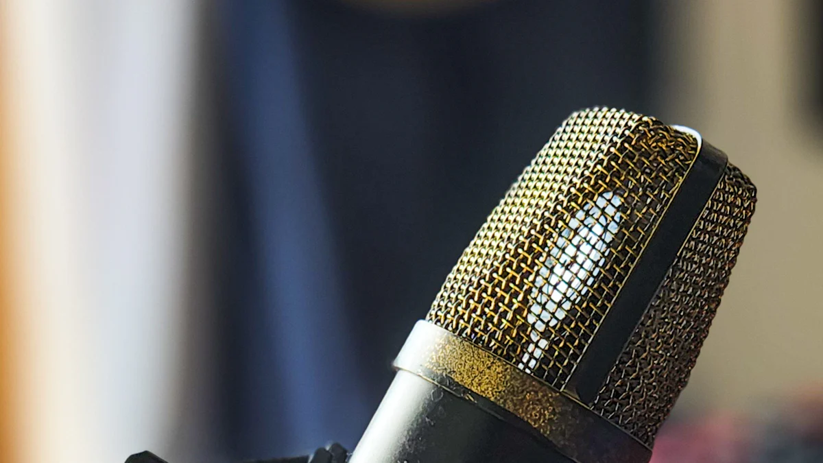 3 Must-Have Features in Business Call Microphones