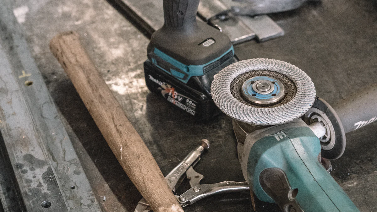 Choosing the Best Makita Cut Out Tool