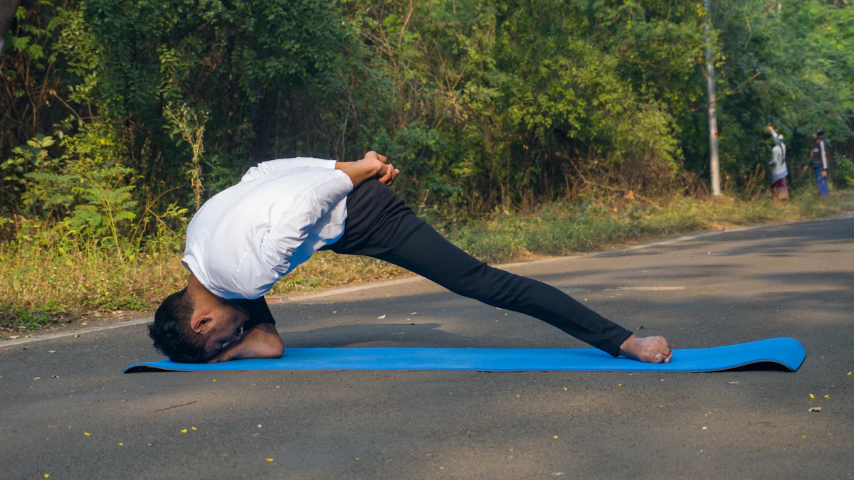 Wie Männer durch Yoga ihre Flexibilität steigern können