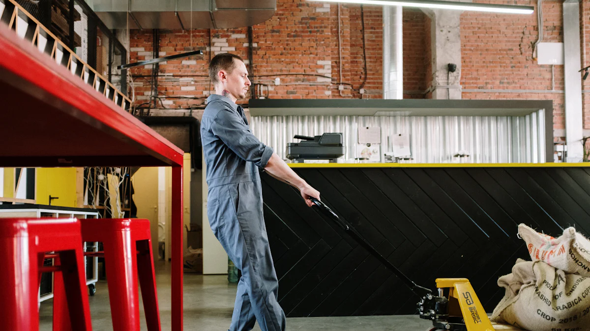 Cat® Pallet Jacks